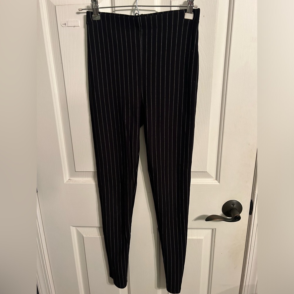 Forever 21 black and white striped dress leggings size S